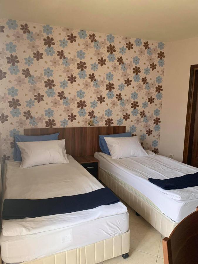 Семеен Хотел Брилянс - Family Hotel Brilliance Warna Zewnętrze zdjęcie