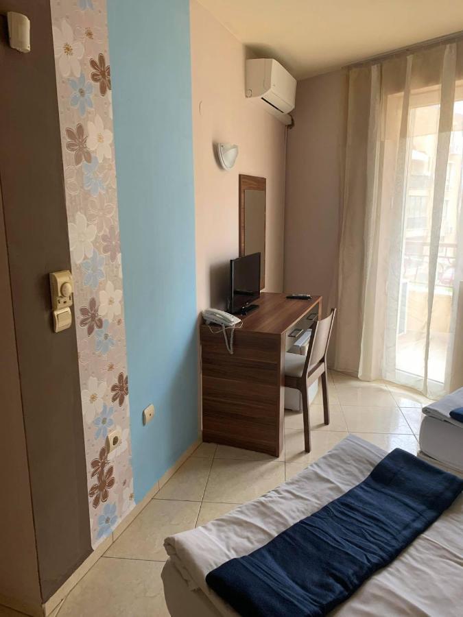 Семеен Хотел Брилянс - Family Hotel Brilliance Warna Zewnętrze zdjęcie