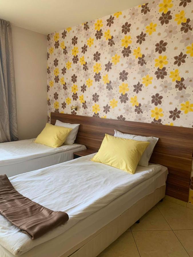Семеен Хотел Брилянс - Family Hotel Brilliance Warna Zewnętrze zdjęcie