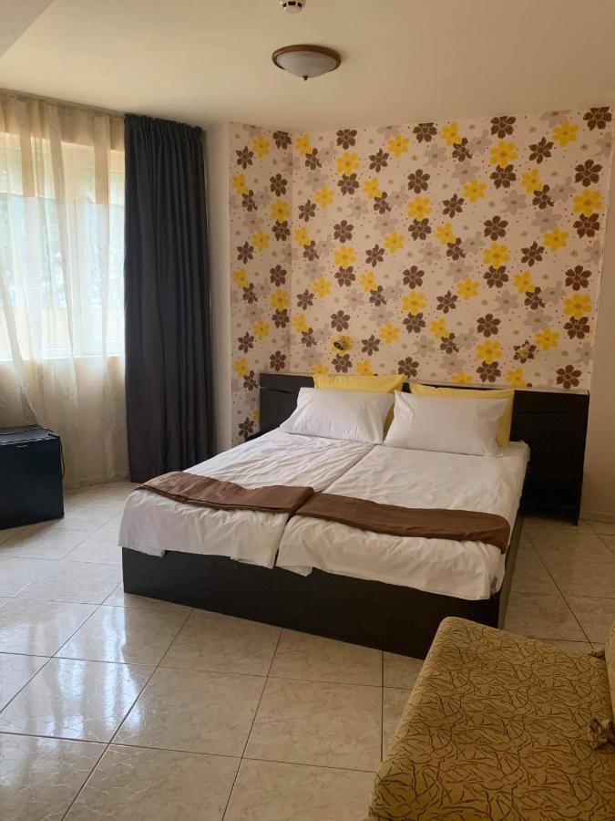 Семеен Хотел Брилянс - Family Hotel Brilliance Warna Zewnętrze zdjęcie