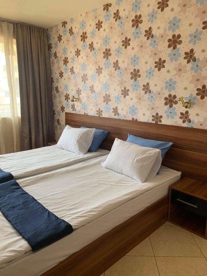Семеен Хотел Брилянс - Family Hotel Brilliance Warna Zewnętrze zdjęcie
