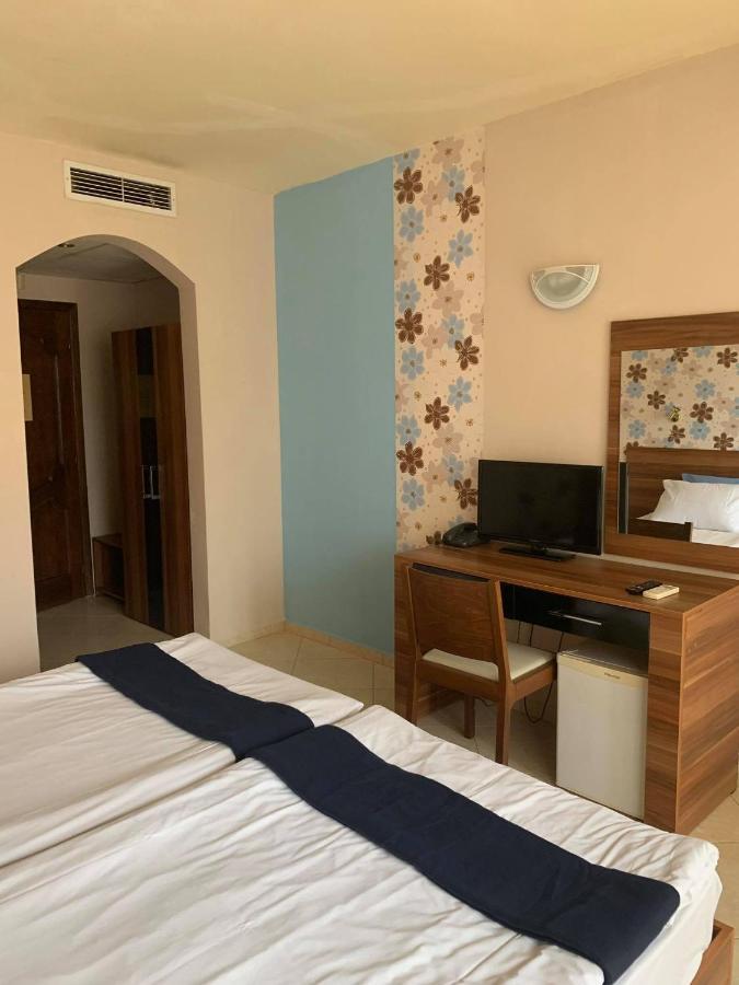 Семеен Хотел Брилянс - Family Hotel Brilliance Warna Zewnętrze zdjęcie