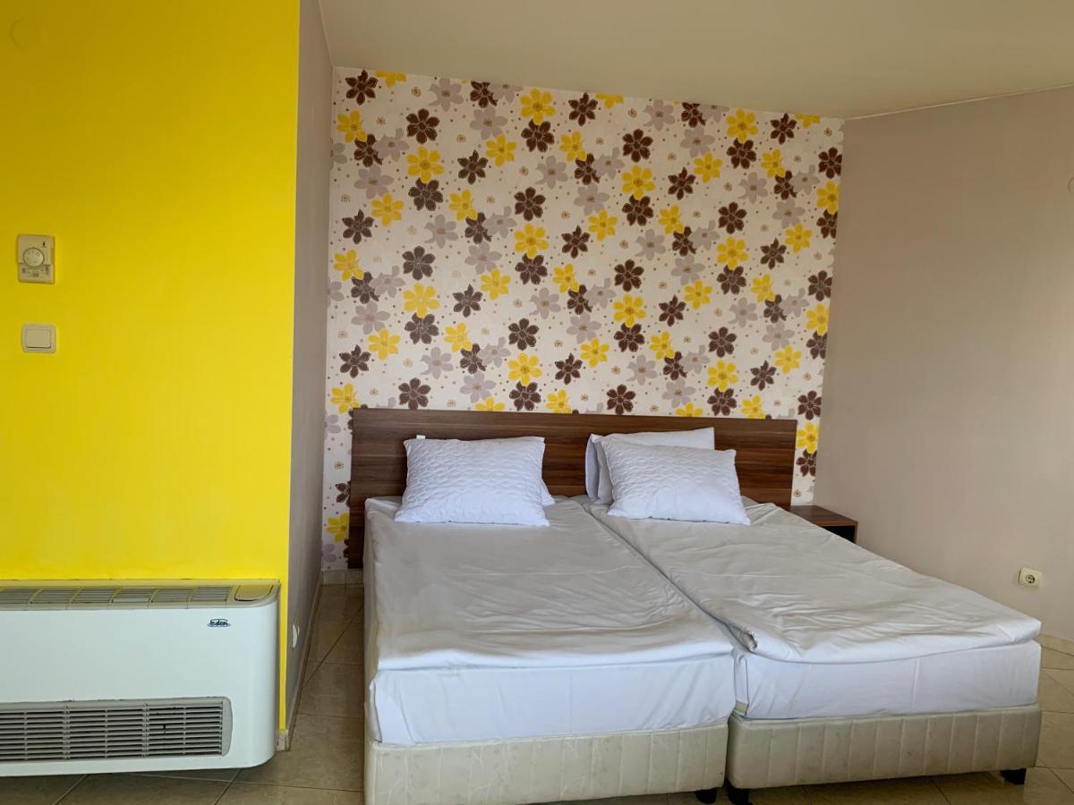 Семеен Хотел Брилянс - Family Hotel Brilliance Warna Zewnętrze zdjęcie